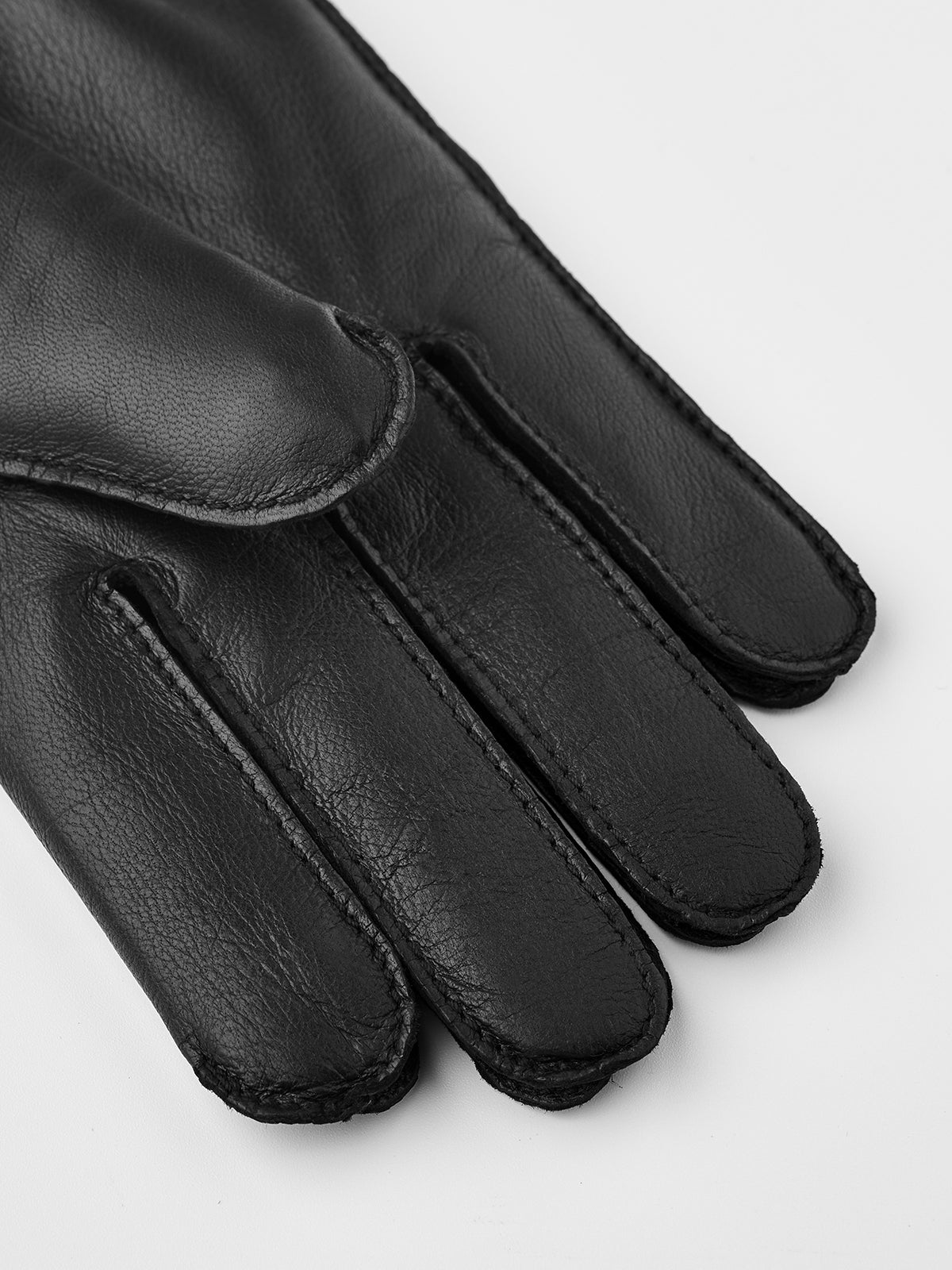 Viska Herrhandske Sten svart